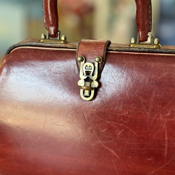 1950-60 Vintage Etienne Aigner Handmadee Leather Doctor Satchel - Picture 2 of 10
